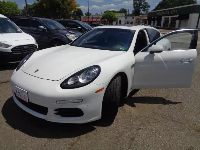 2015 Porsche Panamera 4S Executive