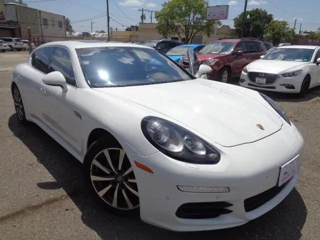2015 Porsche Panamera 4S Executive