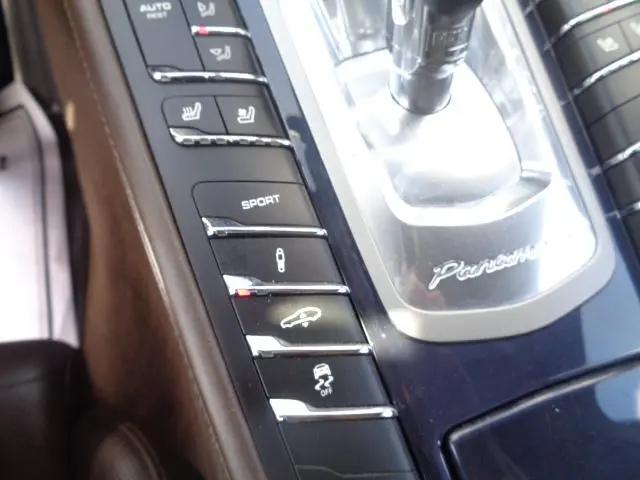 2015 Porsche Panamera 4S Executive