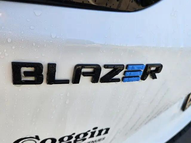 2025 Chevrolet V Blazer RWD LT