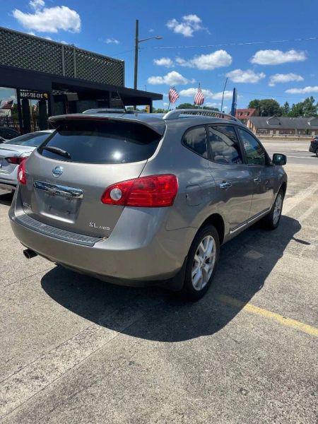 2011 Nissan Rogue SV