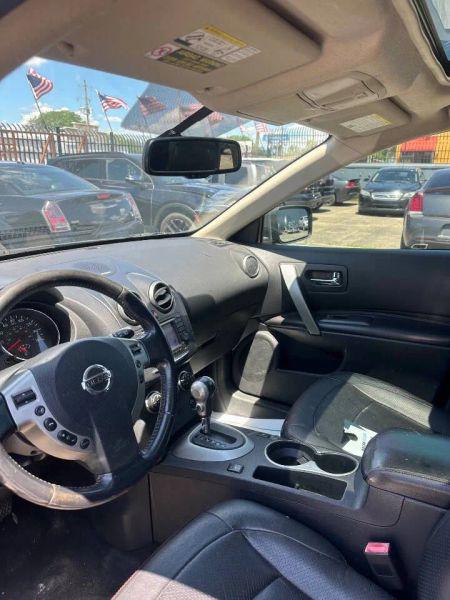2011 Nissan Rogue SV