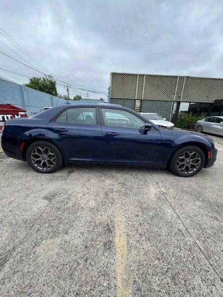 2016 Chrysler 300 300S