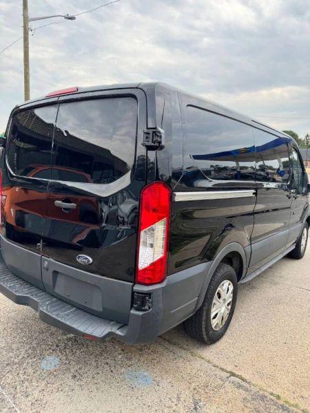 2017 Ford Transit w/Sliding Side Door w/RWB