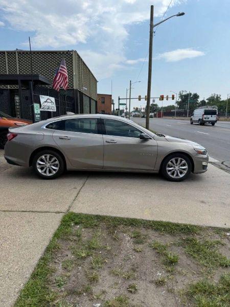 2022 Chevrolet Malibu FWD LT