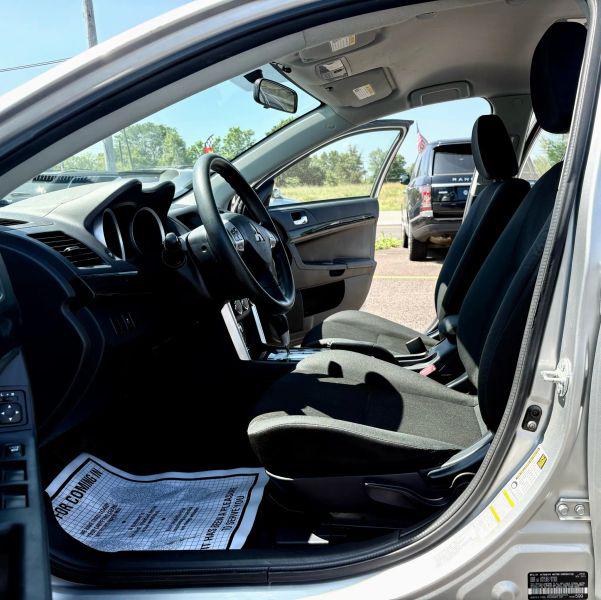 2016 Mitsubishi Lancer ES