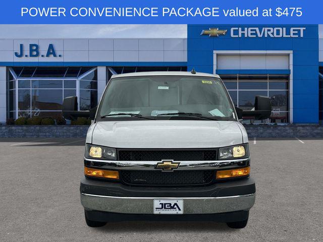 2025 Chevrolet Express Cutaway 4500 Van