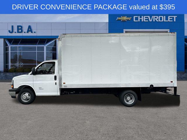 2025 Chevrolet Express Cutaway 4500 Van