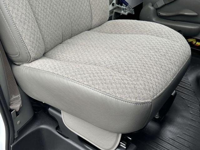 2025 Chevrolet Express Cutaway 4500 Van