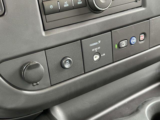 2025 Chevrolet Express Cutaway 4500 Van