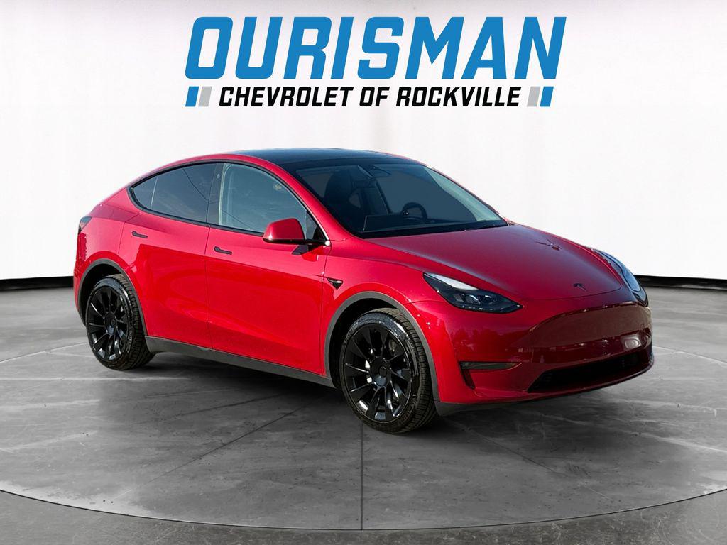 /2023 Tesla Model-Y