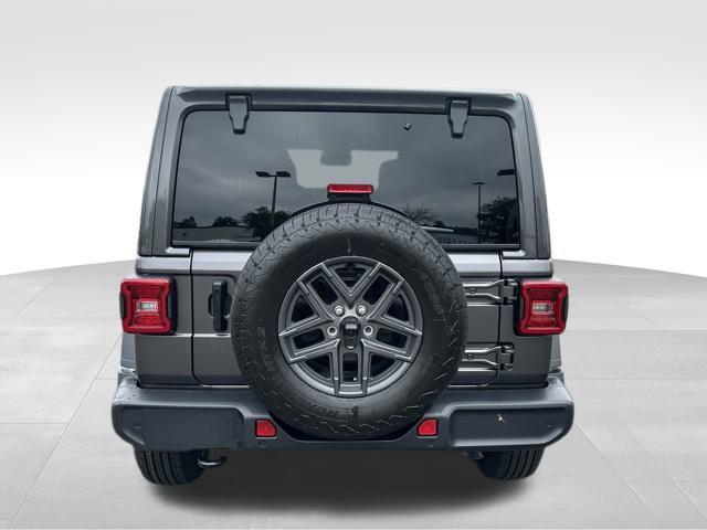 2025 Jeep Wrangler 4-Door Summit 4x4