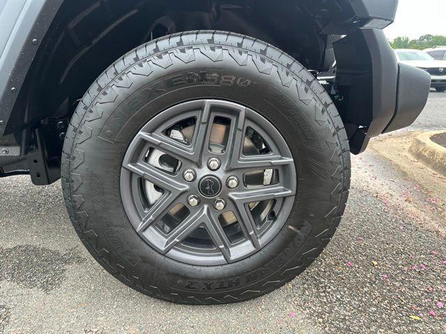 2025 Jeep Wrangler 4-Door Summit 4x4