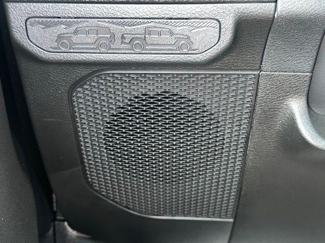 2025 Jeep Wrangler 4-Door Summit 4x4