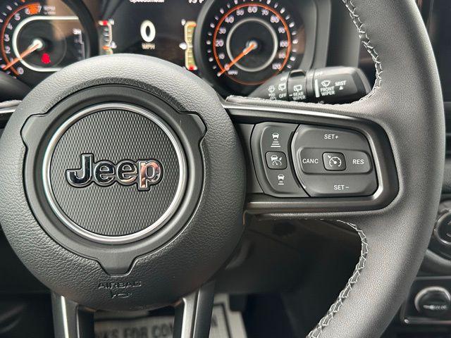 2025 Jeep Wrangler 4-Door Summit 4x4