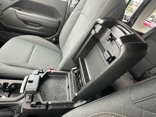 2025 Jeep Wrangler 4-Door Summit 4x4