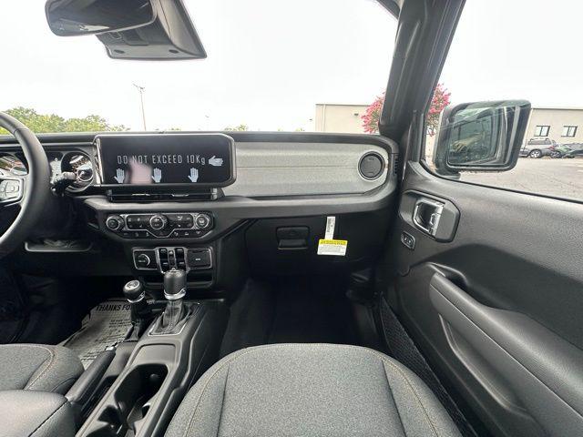 2025 Jeep Wrangler 4-Door Summit 4x4