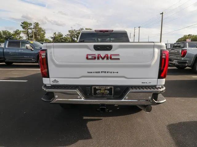 2025 GMC Sierra 2500HD 4WD Crew Cab Standard Bed SLT