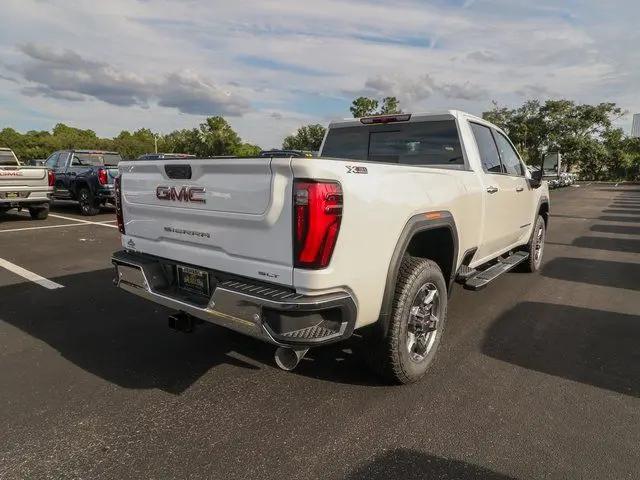 2025 GMC Sierra 2500HD 4WD Crew Cab Standard Bed SLT