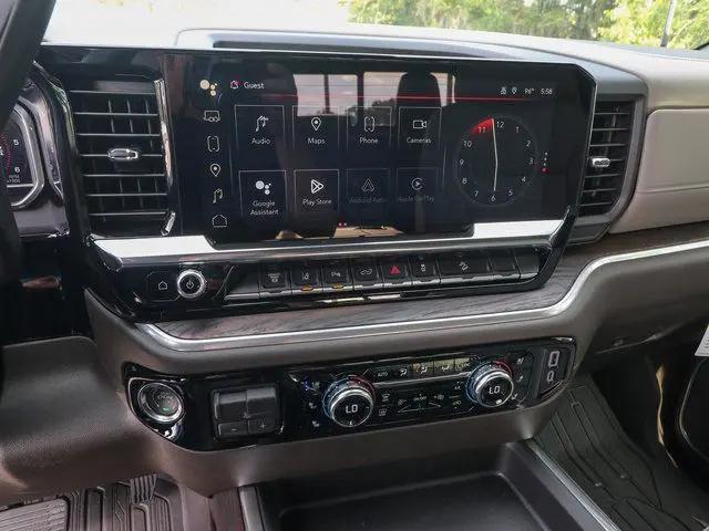 2025 GMC Sierra 2500HD 4WD Crew Cab Standard Bed SLT