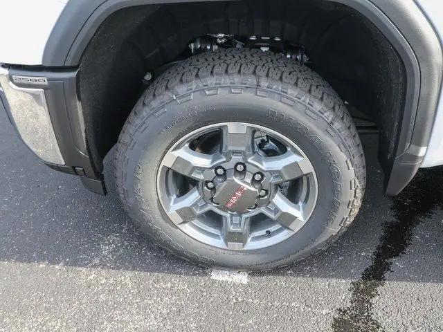 2025 GMC Sierra 2500HD 4WD Crew Cab Standard Bed SLT