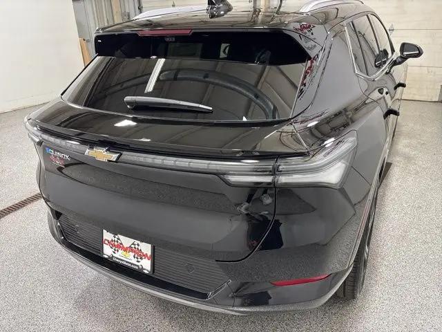 2025 Chevrolet Equinox LT 2