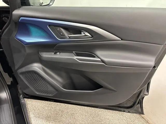 2025 Chevrolet Equinox LT 2
