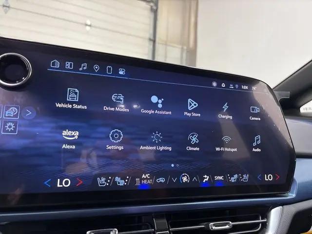 2025 Chevrolet Equinox LT 2