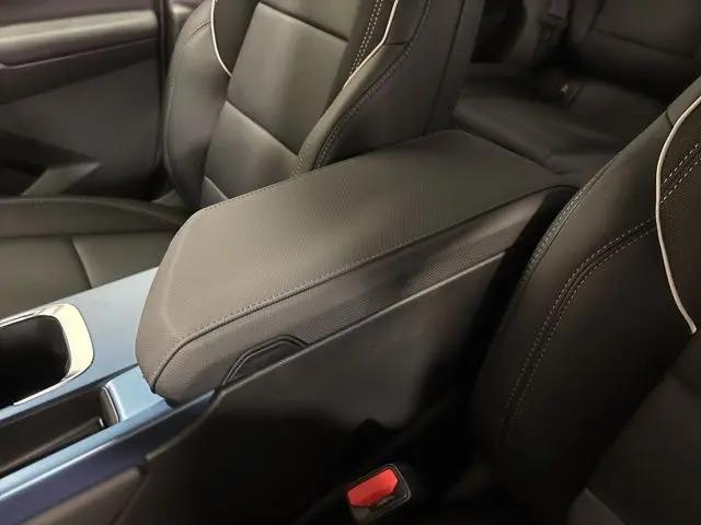 2025 Chevrolet Equinox LT 2