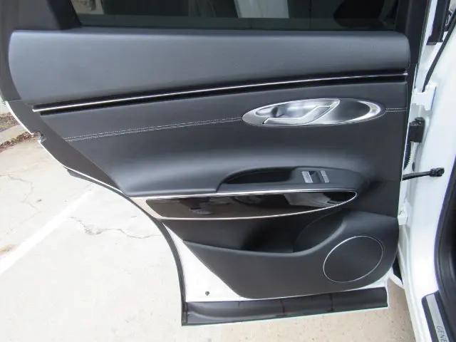 2022 Genesis GV70 2.5T AWD