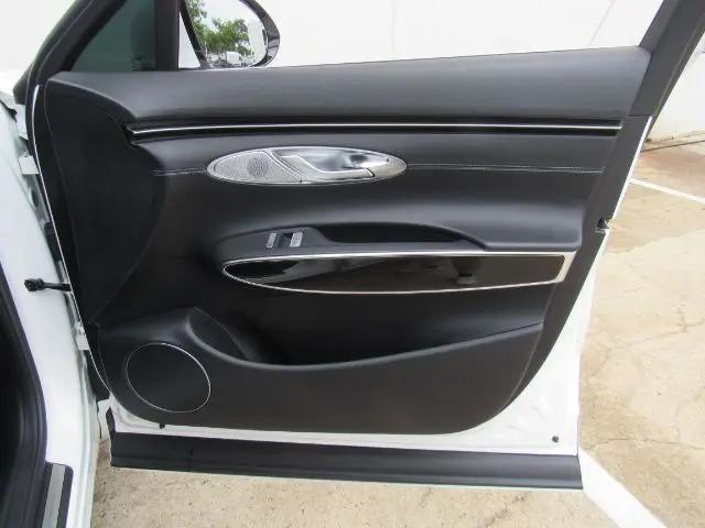 2022 Genesis GV70 2.5T AWD
