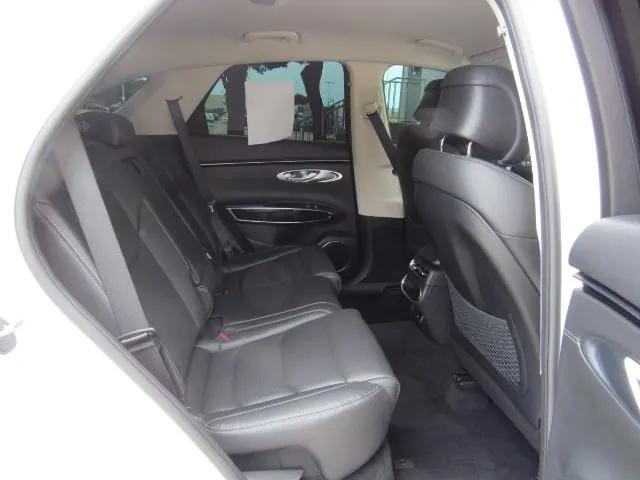 2022 Genesis GV70 2.5T AWD