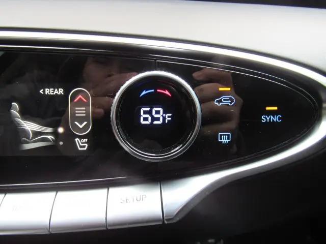 2022 Genesis GV70 2.5T AWD