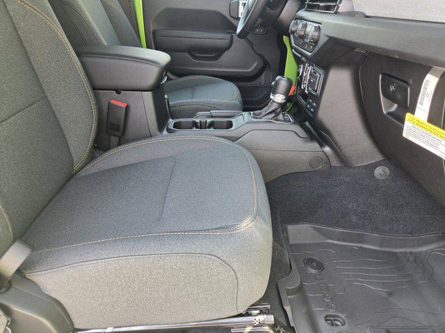 2025 Jeep Wrangler 4-Door Summit 4x4