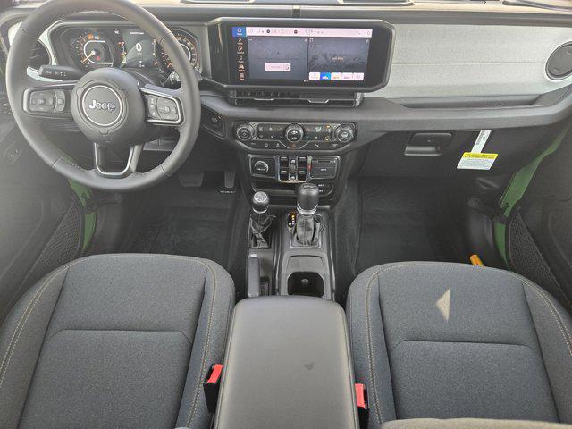 2025 Jeep Wrangler 4-Door Summit 4x4
