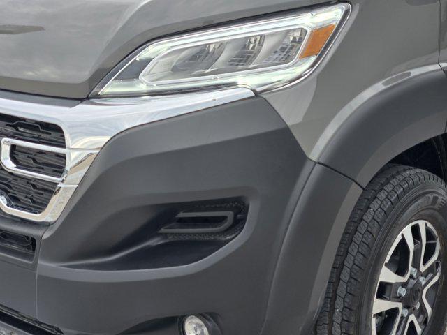 2026 Ram ProMaster Cargo Van SLT