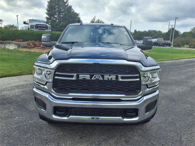 2024 RAM 2500 Tradesman Crew Cab 4x4 64 Box