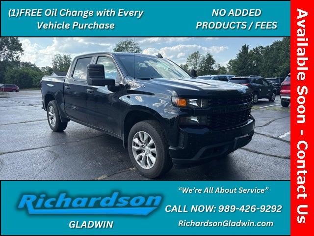 2021 Chevrolet Silverado 1500 4WD Crew Cab Short Bed Custom