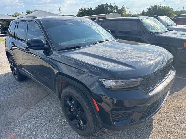 2024 Jeep Grand Cherokee Altitude 4x2