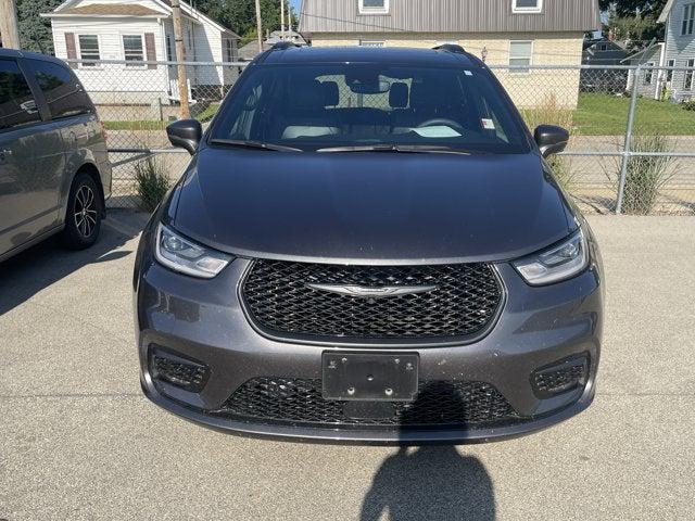 2022 Chrysler Pacifica Touring L AWD
