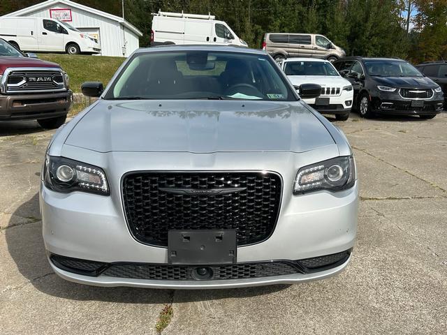 2023 Chrysler 300 Touring AWD 2023 Chrysler 300 Touring AWD