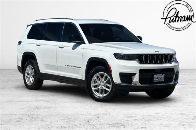 2023 Jeep Grand Cherokee L Laredo 4x2 2023 Jeep Grand Cherokee L Laredo 4x2