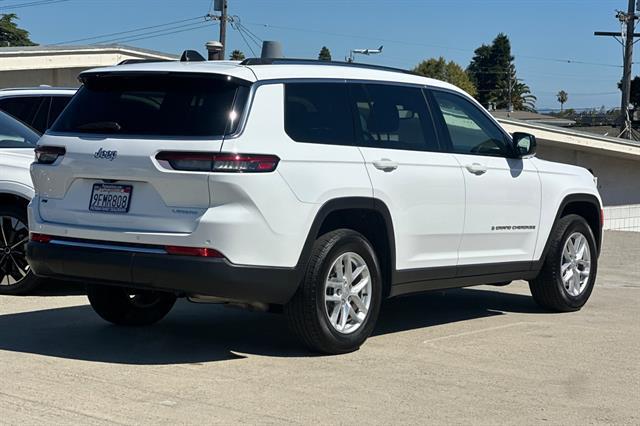 2023 Jeep Grand Cherokee L Laredo 4x2 2023 Jeep Grand Cherokee L Laredo 4x2