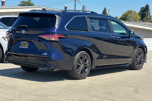2021 Toyota Sienna XSE
