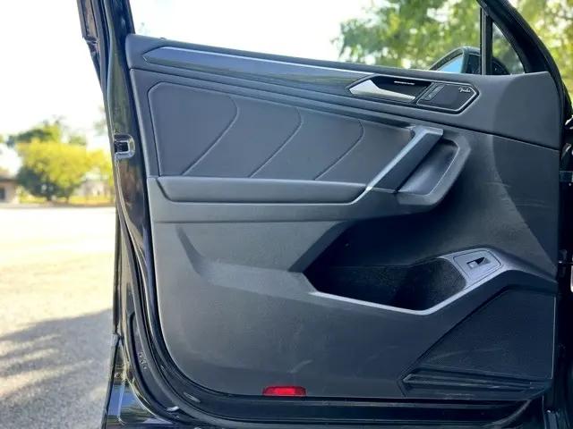 2018 Volkswagen Tiguan 2.0T SEL Premium