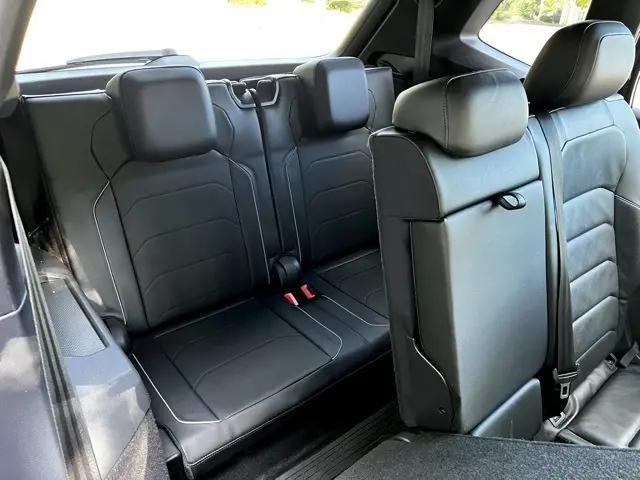 2018 Volkswagen Tiguan 2.0T SEL Premium