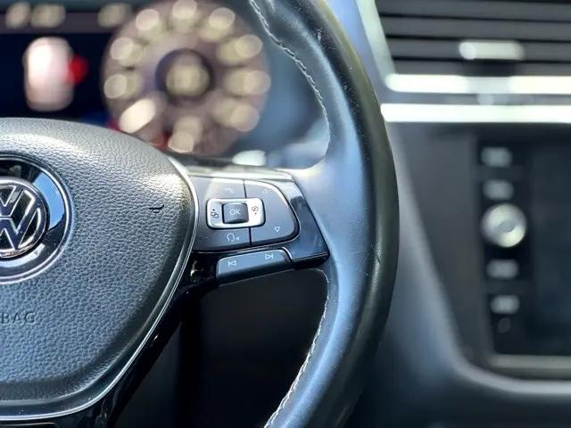 2018 Volkswagen Tiguan 2.0T SEL Premium