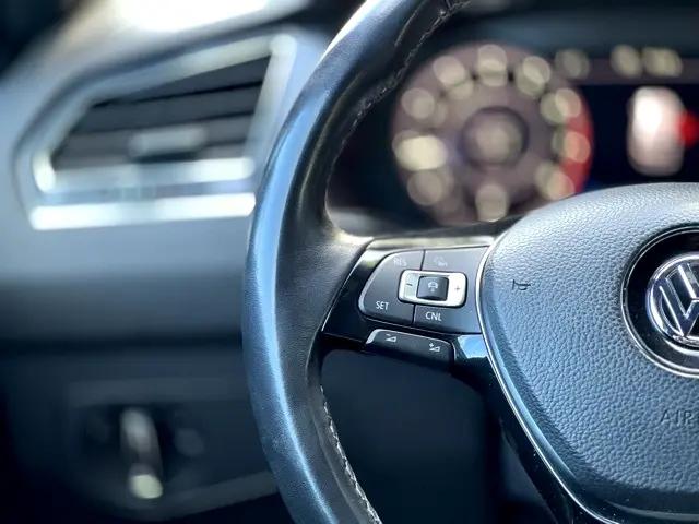2018 Volkswagen Tiguan 2.0T SEL Premium