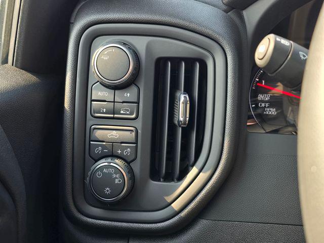 2025 Chevrolet Silverado 1500 4WD Crew Cab Short Bed Custom