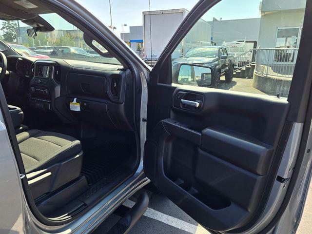 2025 Chevrolet Silverado 1500 4WD Crew Cab Short Bed Custom